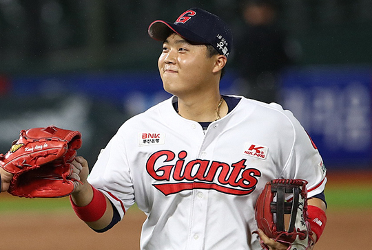 롯데 3루수 한동희(사진=롯데)