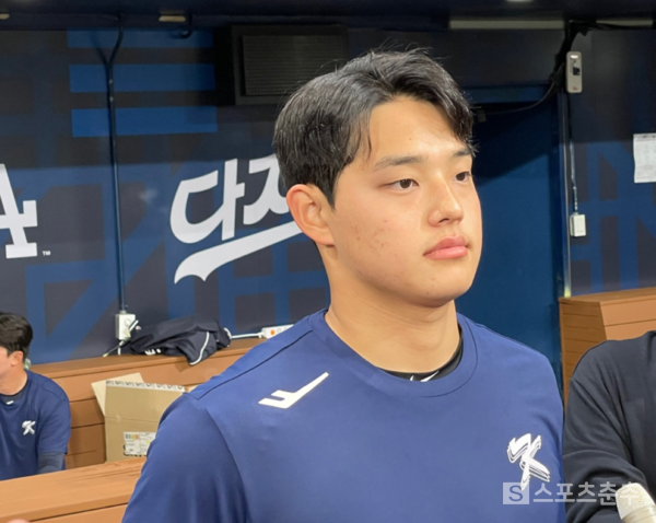 16일 고척돔에서 취재진과 만난 문동주(사진=스포츠춘추 배지헌 기자)