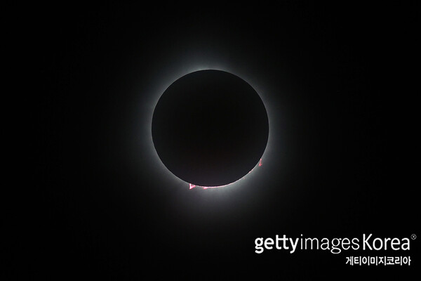 클리블랜드 홈구장에서 관찰된 개기일식(사진=게티이미지코리아)