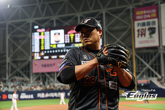 5일 고척 키움전에 등판한 베테랑 좌완 류현진의 모습(사진=한화)