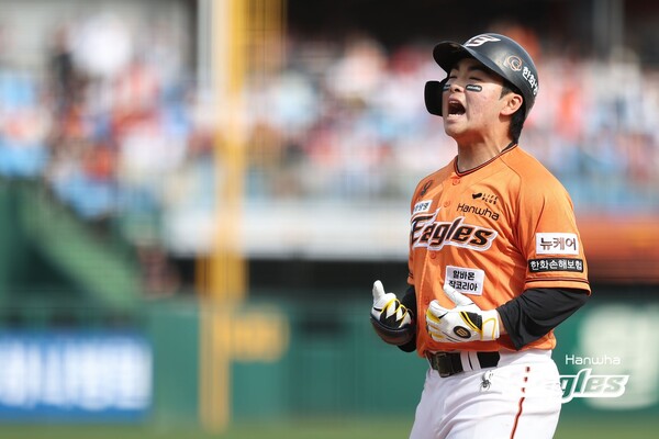 한화에서 그나마 뛰는 야구가 가능한 선수 중 하나인 문현빈(사진=한화)