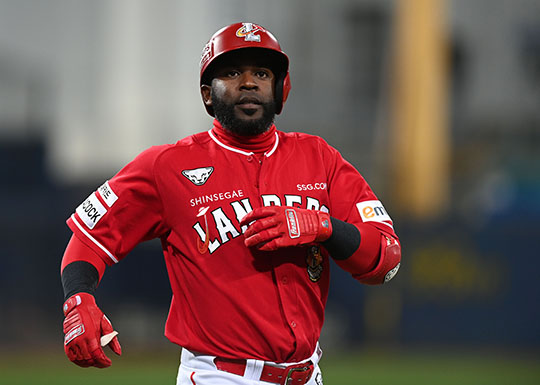 SSG 4번 타자 에레디아(사진=SSG)