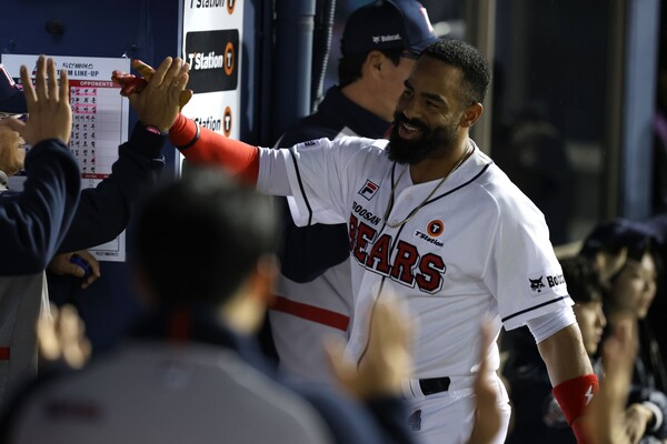 2점 홈런을 날린 라모스(사진=두산)