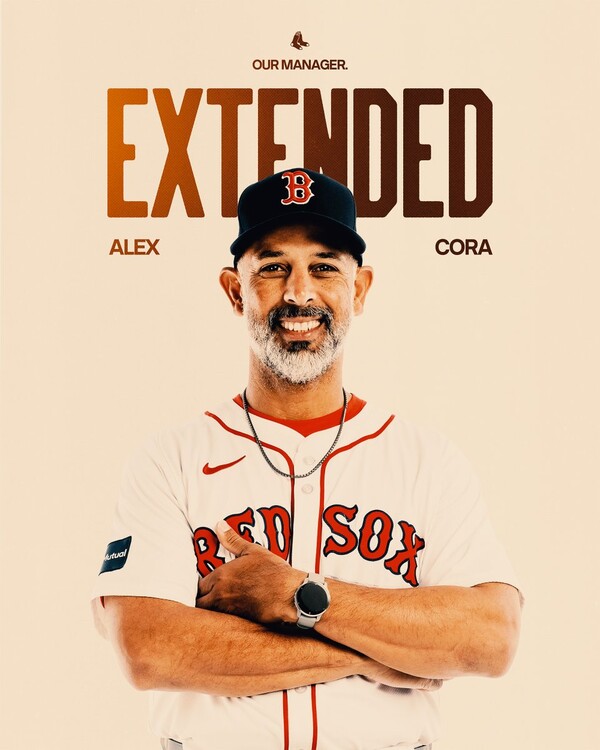 알렉스 코라 감독이 계약 연장에 성공했다(사진=보스턴 레드삭스 SNS)