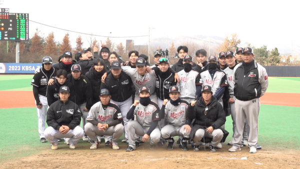 작년 KBSA 리그 우승팀 성남 맥파이스(사진=대한야구소프트볼협회)