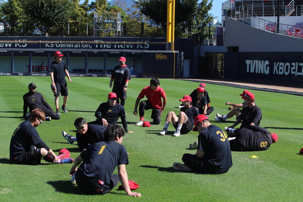 한국시리즈 대비 훈련 첫날 풍경(사진=KIA)