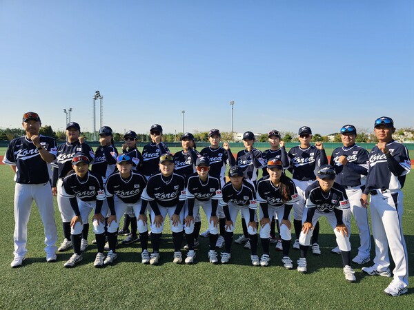 한국 대학 소프트볼 대표팀(사진=대한야구소프트볼협회)