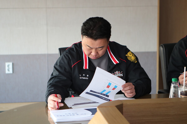세미나에 참석한 이범호 감독(사진=KIA)
