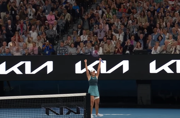 매디슨 키스가 정상에 올랐다(사진=호주오픈 중계방송 화면)