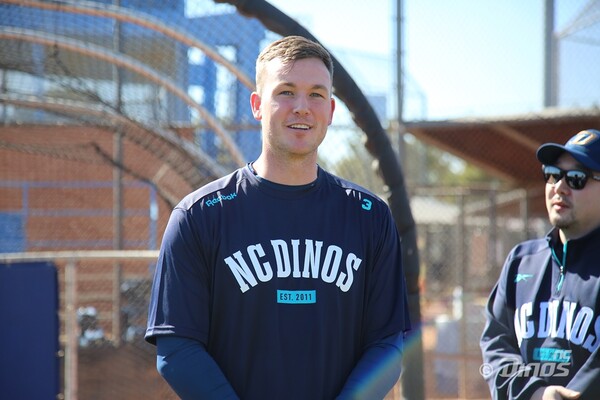 새 얼굴 라일리 톰슨(사진=NC)