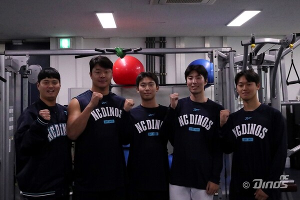 김건태 코치, 서의태 선수, 신영우 선수, 박지한 선수, 원종해 선수(사진=NC)