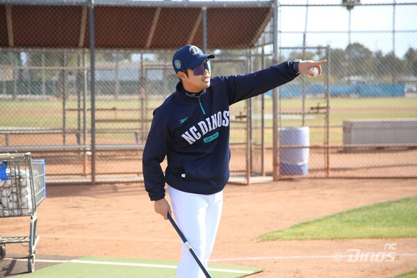 손정욱 불펜 코치(사진=NC)