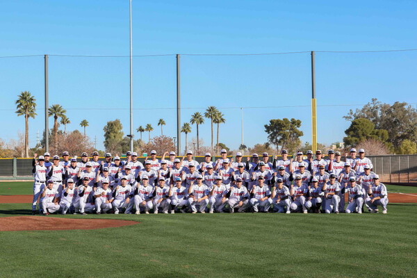 LG 1차 스프링캠프 단체사진(사진=LG)