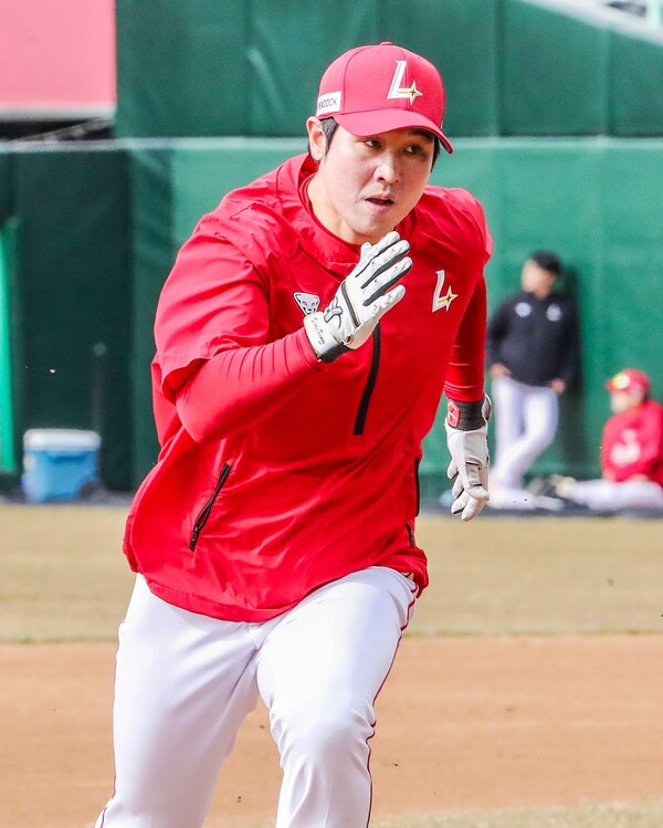 SSG 최정이 햄스트링 부상으로 이탈한다(사진=SSG)