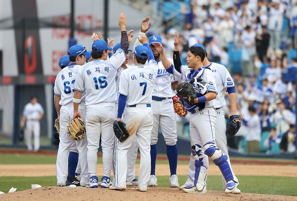 삼성 타선이 이틀 연속 폭발했다(사진=삼성)