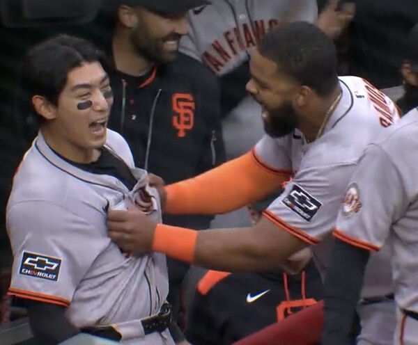 이정후와 라모스(사진=샌프란시스코 자이언츠)