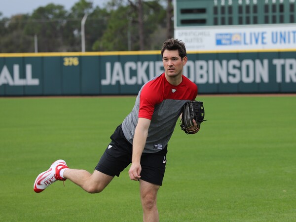 플로리다 캠프에서 훈련하는 드류 앤더슨(사진=SSG)