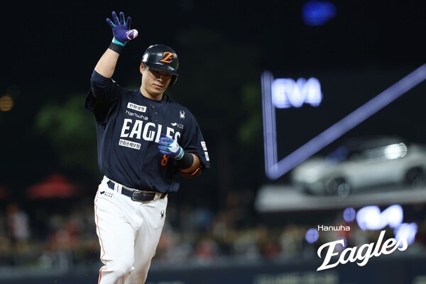 결승 홈런을 날린 노시환(사진=한화)