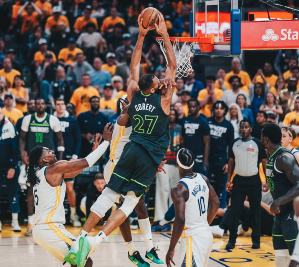 3차전이 미네소타의 승리로 끝났다(사진=미네소타 팀버울브스 SNS)