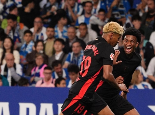 왕좌를 되찾은 바르셀로나(사진=바르셀로나 FC SNS)