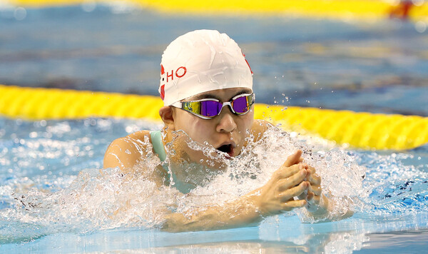 5월 16일 창원실내수영장에서 열린 수영 경기에서 황신 선수(경기)의 경기 모습(사진=대한장애인체육회)