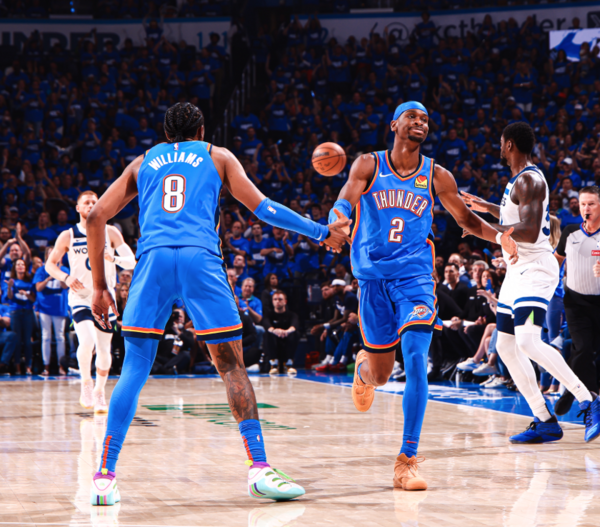 홈에서 열린 2경기를 전부 잡은 오클라호마시티(사진=오클라호마시티 썬더 SNS)