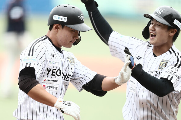 연천 미라클과 용인 드래곤즈가 '2025 KBO 드림컵 독립야구대회' 결승에 나란히 진출했다(사진=KBO)