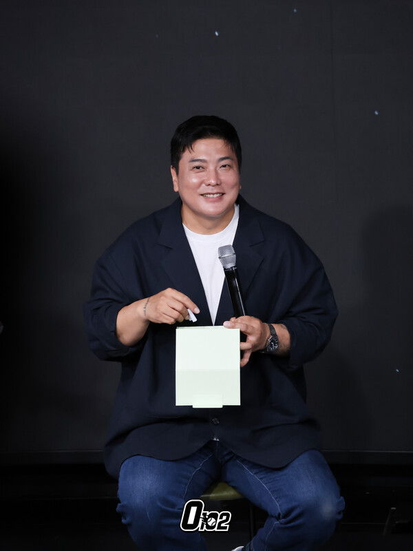 김태균이 20년 선수 생활의 타격 철학을 담은 첫 북토크를 성공적으로 마쳤다(사진=티케이오시비)