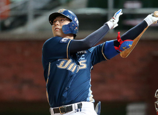 안경 모드 김성욱(사진=NC)