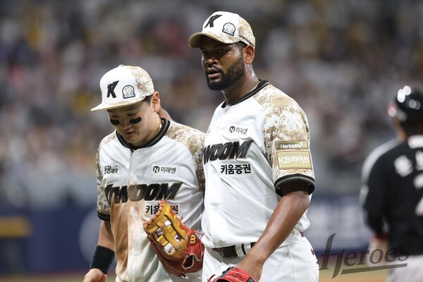 8이닝 1실점으로 역투한 알칸타라(사진=키움)