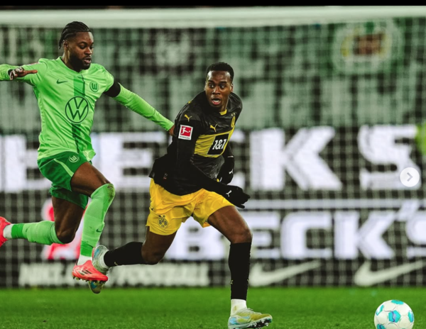 첼시가 독일 분데스리가 보루시아 도르트문트의 유망주 공격수 제이미 기튼스(20) 영입을 위해 공식적인 협상에 나섰다(사진=기튼스 SNS)