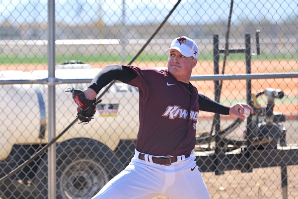 케니 로젠버그의 불펜 피칭(사진=키움)