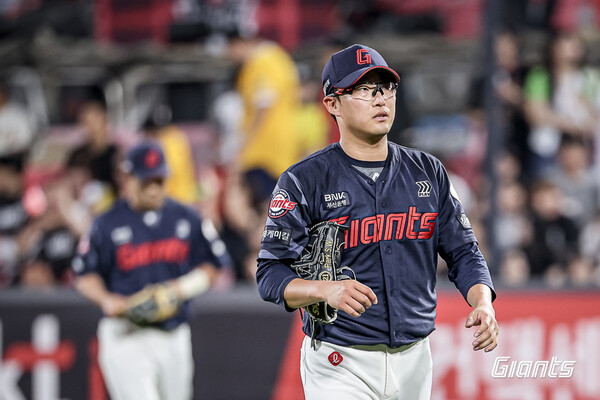 박세웅의 부진에 본인은 물론 팀도 답답한 상황이다(사진=롯데)