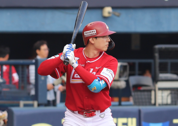 SSG 유니폼을 입은 김성욱(사진=SSG)