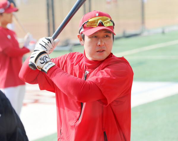 SSG는 6월 13일 인천 SSG랜더스필드에서 열리는 롯데 자이언츠와의 홈경기를 앞두고 최정을 1군 엔트리에서 말소했다(사진=SSG)