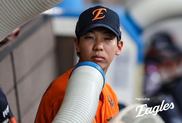 승리투수 황준서(사진=한화)