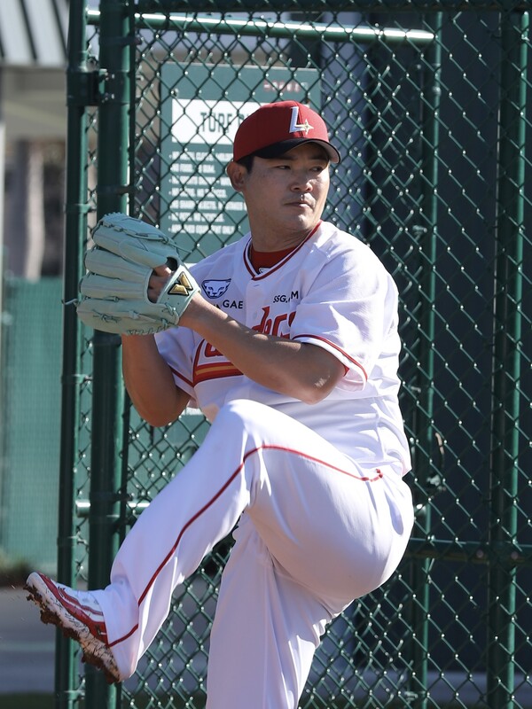 노경은의 불펜 피칭(사진=SSG)