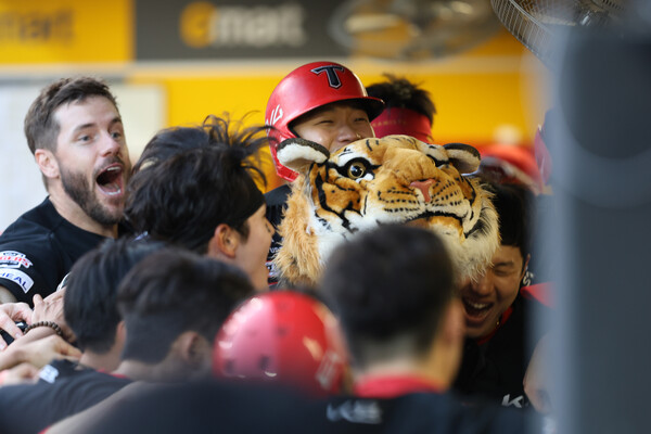 김석환이 역전포를 터뜨렸다(사진=KIA)