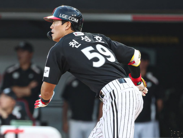 LG 유니폼이 잘 어울리는 천성호(사진=LG)