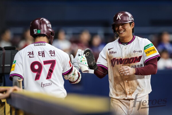 폭발적인 타격을 과시한 이주형(사진=키움)