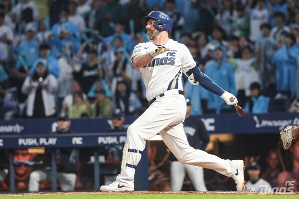 동명이인 상대로 홈런을 때린 데이비슨(사진=NC)