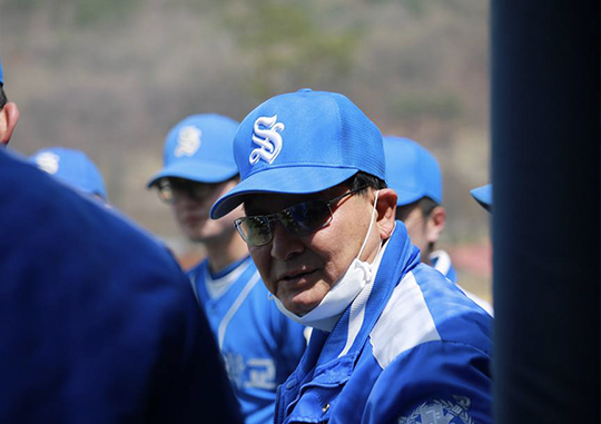 10년간 서울대 야구부를 지도한 이광환 감독(사진=서울대 야구부)