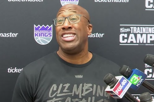 마이크 브라운 신임 닉스 감독