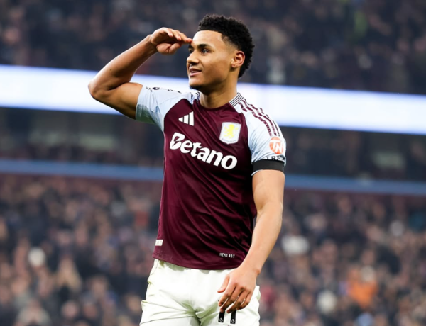 맨유가 이번 여름 이적시장에서 공격수 영입을 추진하고 있으며, 빅토르 요케레스가 아스널행을 결정한 이후 빌라의 왓킨스를 새로운 타깃으로 설정했다(사진=올리 왓킨스 SNS)