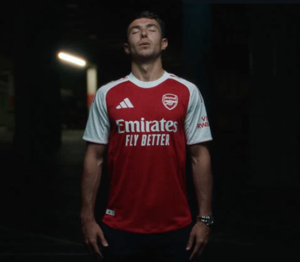 아스날이 스페인 국가대표 미드필더 마르틴 수비멘디 영입을 공식 확정했다(사진=아스널 공식 SNS)