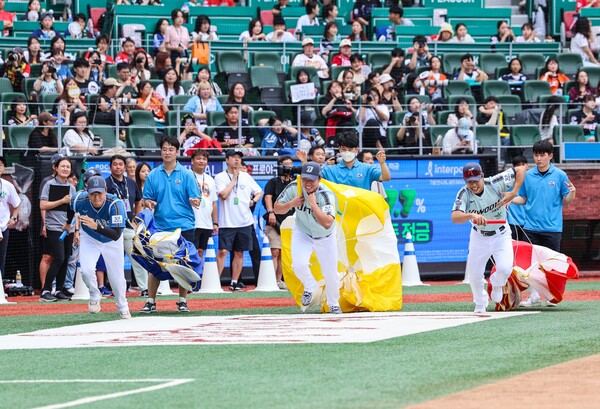 KBO는 17일 7월 19일 대전 한화생명볼파크에서 열리는 2025 신한 SOL뱅크 KBO 올스타전에서 진행되는 썸머레이스 참가자를 모집한다(사진=KBO)