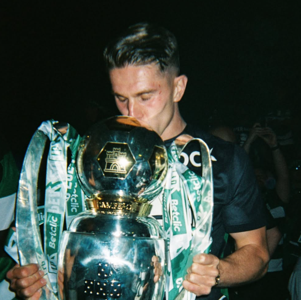 스포르팅 CP가 '괴물 스트라이커' 빅토르 요케레스(27)를 1억 유로(약 1598억원) 바이아웃 조항보다 훨씬 저렴하게 팔겠다고 선언했다(사진=요케레스 SNS)