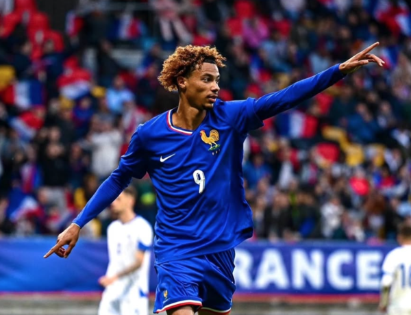 에키티케 이적을 둘러싼 뉴캐슬과 프랑크푸르트 간 협상이 진행 중이다(사진=에키티케 SNS)