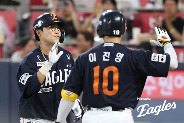 홈런포를 터뜨린 채은성(사진=한화)