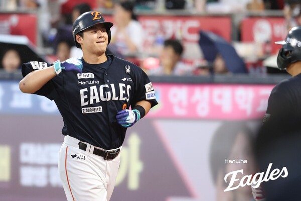 18호 홈런을 터뜨린 노시환(사진=한화)